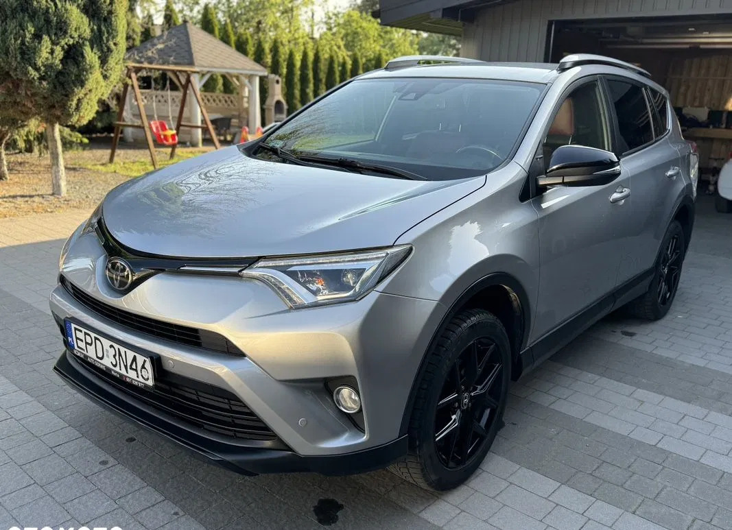 łódzkie Toyota RAV4 cena 92900 przebieg: 150200, rok produkcji 2018 z Sieradz